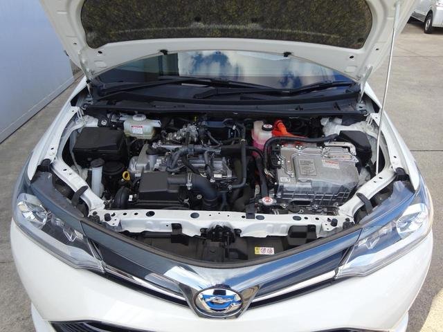 TOYOTA COROLLA AXIO HYBRID G WxB 2018