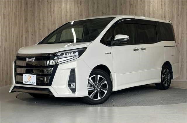 TOYOTA NOAH HYBRID SI WxB 2018