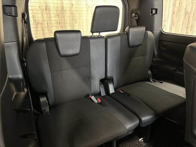 TOYOTA NOAH HYBRID SI WxB 2018