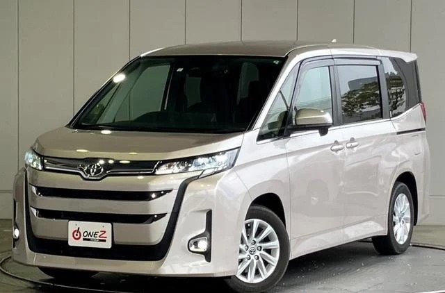 TOYOTA NOAH Z 2023