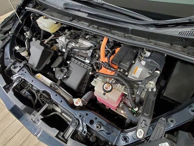 TOYOTA VOXY HYBRID X 2018