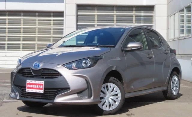 TOYOTA YARIS HYBRID X 2021