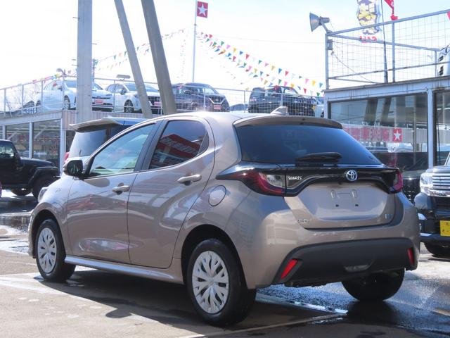 TOYOTA YARIS HYBRID X 2021