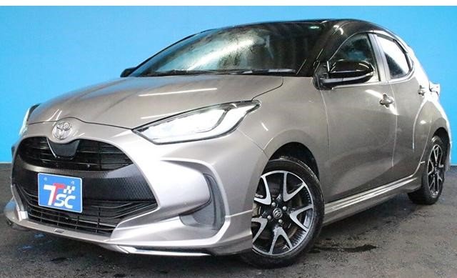 TOYOTA YARIS Z 2021
