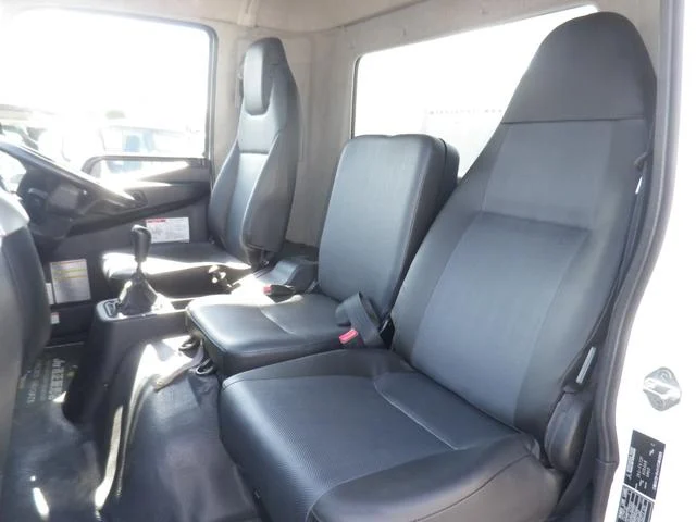 MITSUBISHI FUSO FIGHTER 2020