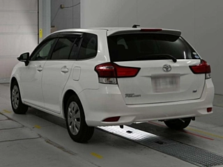 TOYOTA COROLLA FIELDER 2015 white