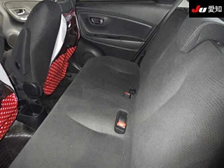 TOYOTA VITZ 2015 grey