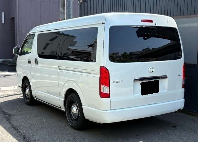 TOYOTA HIACE WAGON 2019