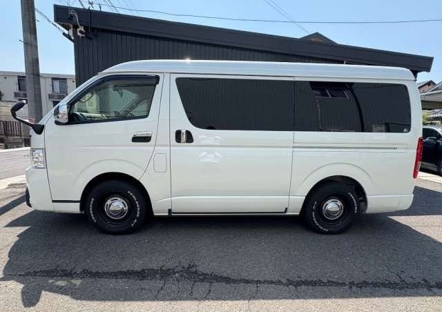 TOYOTA HIACE WAGON 2019