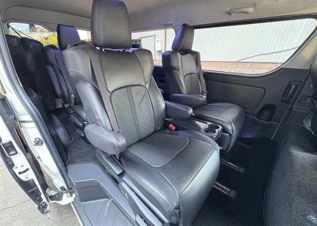 TOYOTA HIACE WAGON 2019