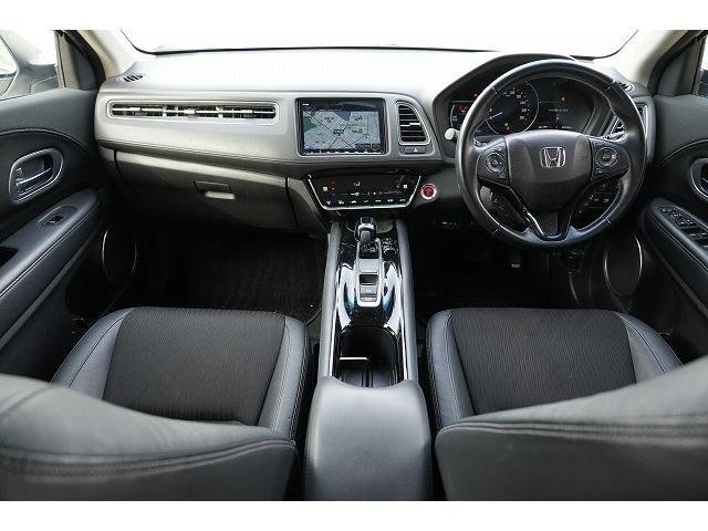 HONDA VEZEL 2018 PEARL WHITE