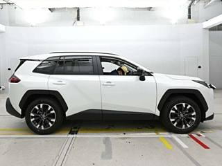 TOYOTA RAV4 2026 White Pearl