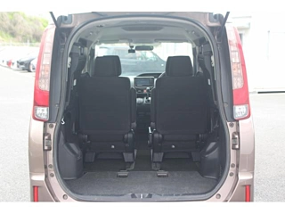 TOYOTA NOAH 2017 BROWN