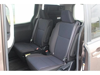 TOYOTA NOAH 2017 BROWN