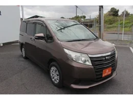 TOYOTA NOAH 2017 BROWN