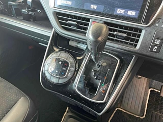 TOYOTA VOXY 2020 BLACK