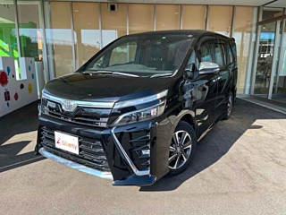 TOYOTA VOXY 2020 BLACK