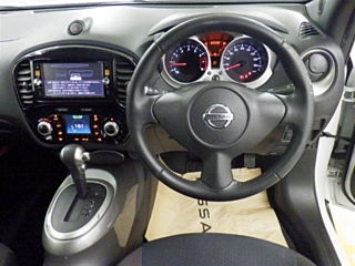 NISSAN JUKE 2015