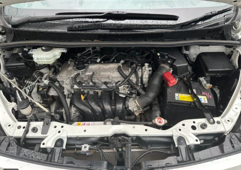 TOYOTA VOXY ZS KIRAMEKI $8,822