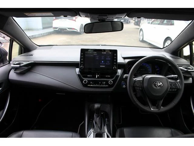 2020 Toyota Corolla Hybrid - Image 16