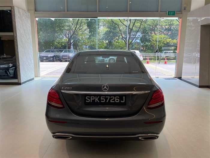 2017 Mercedes-Benz E-Class - Image 4