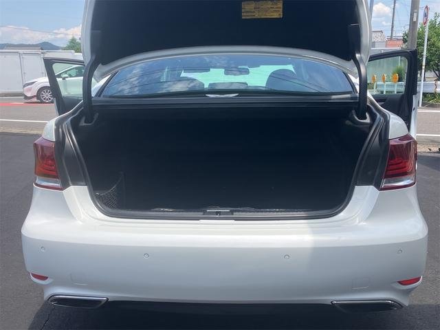 Lexus LS Hybrid 4WD - Image 17