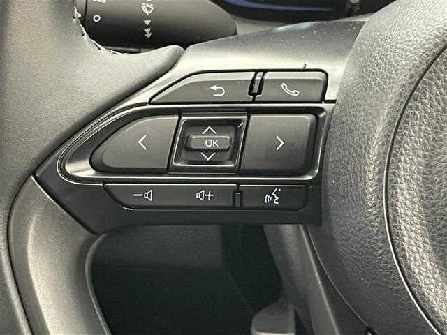2022 Toyota Aqua Hybrid - Image 9