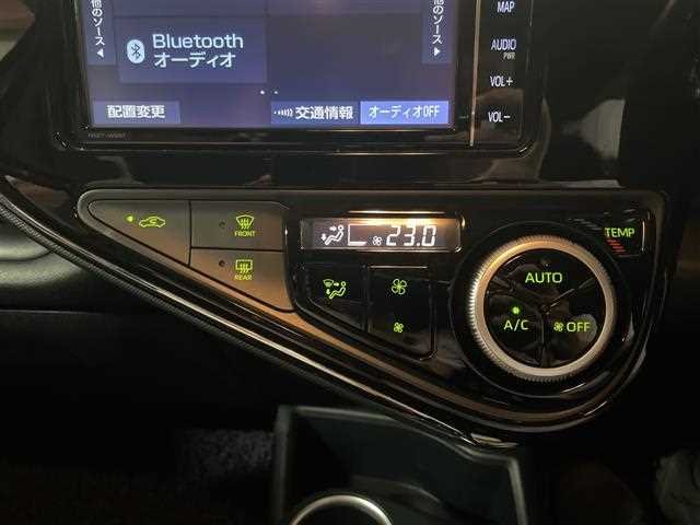 2019 Toyota Aqua Hybrid - Image 13