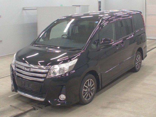 2016 Toyota Noah Si 4WD