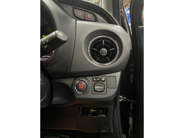 2016 Toyota Vitz