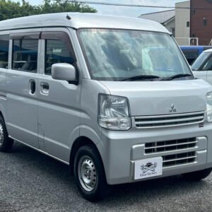 2017 Mitsubishi Minicab Van
