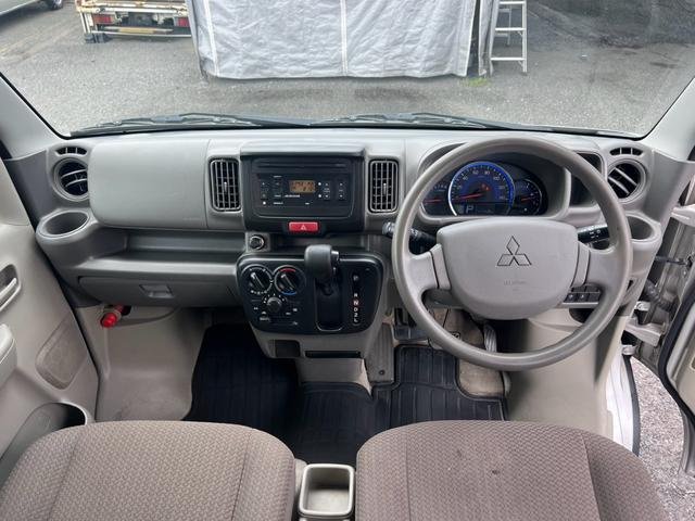 2017 Mitsubishi Minicab Van