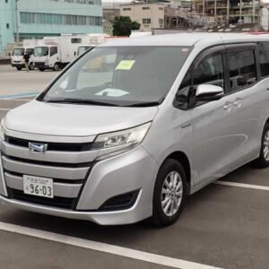 2018 Toyota Noah Hybrid X