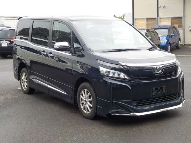 2018 Toyota Voxy 4WD X
