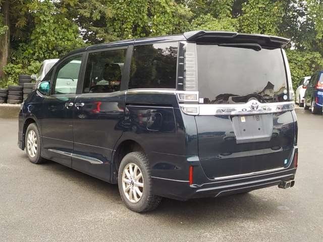 2018 Toyota Voxy 4WD X