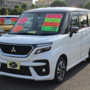 2024 Mitsubishi Delica D2 Hybrid