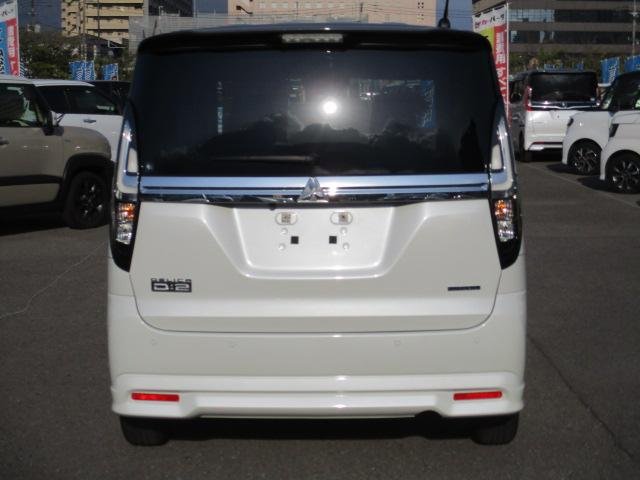 2024 Mitsubishi Delica D2 Hybrid