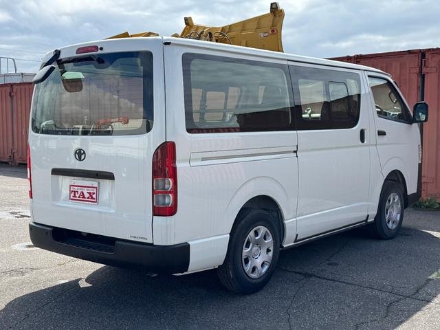 2025 Mazda Brawny Van 4WD