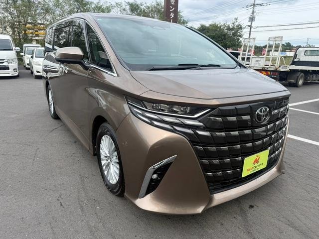 2025 Toyota Alphard Hybrid 4WD
