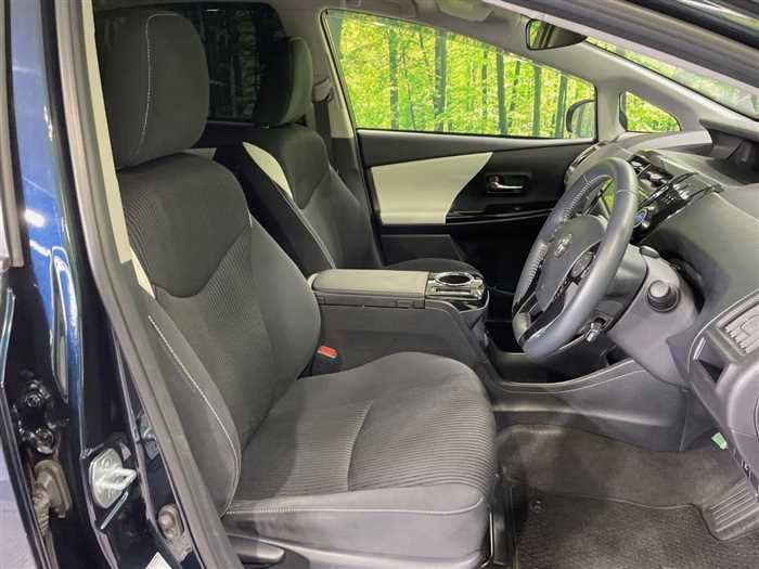 2020 Toyota Prius - Image 9
