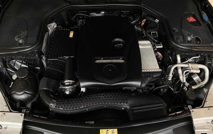 2017 Mercedes-Benz E-Class - Image 15