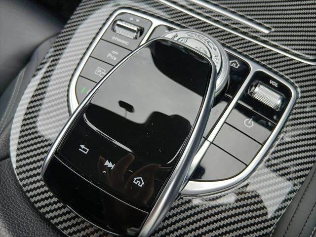 MERCEDES BENZ E-CLASS E200 AVANTGARDE SPORT - Image 34