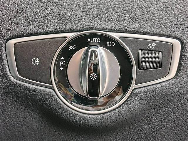 MERCEDES BENZ E-CLASS E200 AVANTGARDE SPORT - Image 35