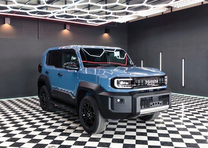 Toyota Land Cruiser 4WD