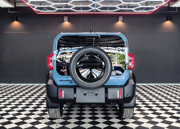 Toyota Land Cruiser 4WD