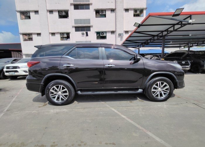 Toyota SUV 4WD