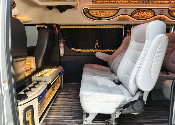 Toyota Van
